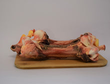 Load image into Gallery viewer, Emu Bones (Frozen)